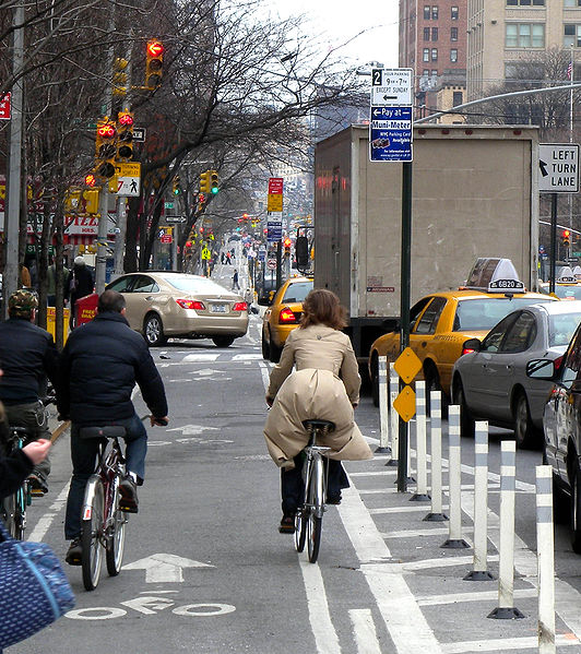 A New York separated cycle lane 