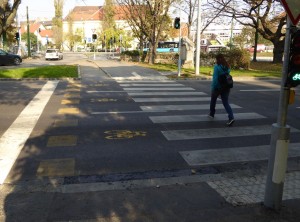 Integrating cycling and pedestrian crossings in Budapest