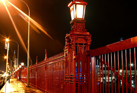 Red fence, pic via Auckland Council.