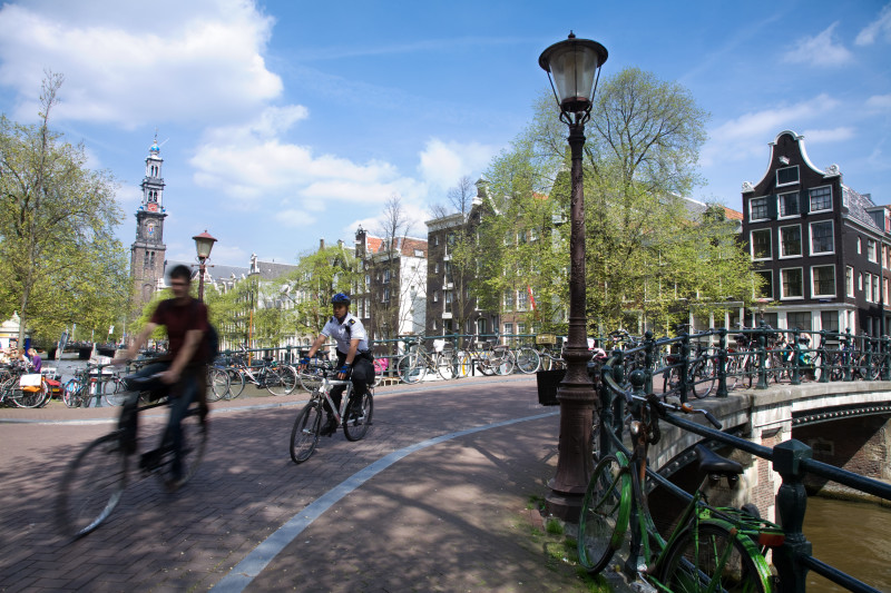 Amsterdam_-_Bicycles_-_1058