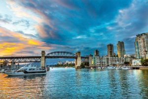 It's time to take a lane: What Auckland can learn from Vancouver's Burrard Bridge